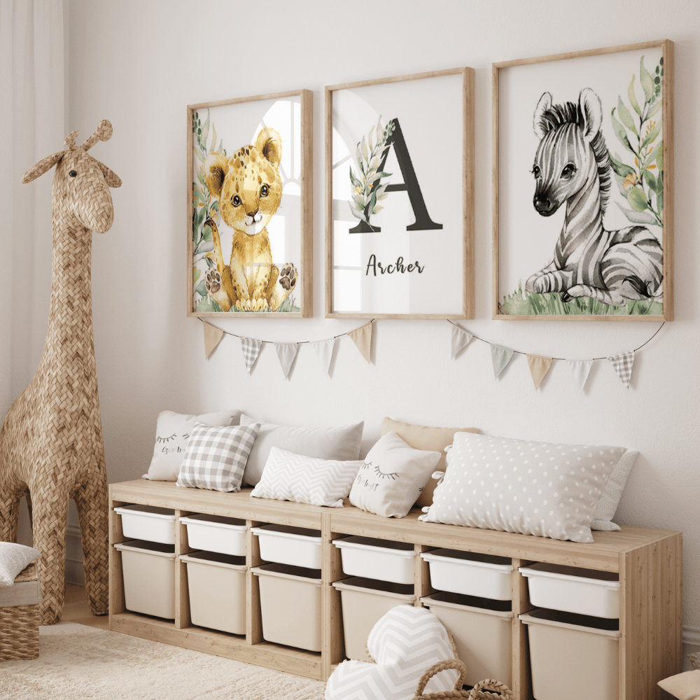 Décoration Chambre Bébé Et Enfant thème Savane - Affiches Avec Prénom  Personnalisé, Animaux et Feuillage - Ideal pour Chambre mixte