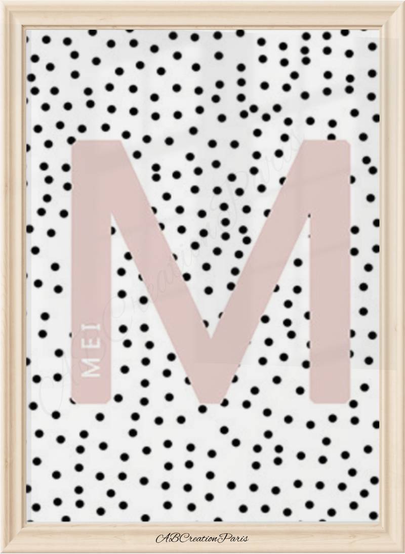 affiche iniiale vieux rose et prénom sur un fond blanc a point noir