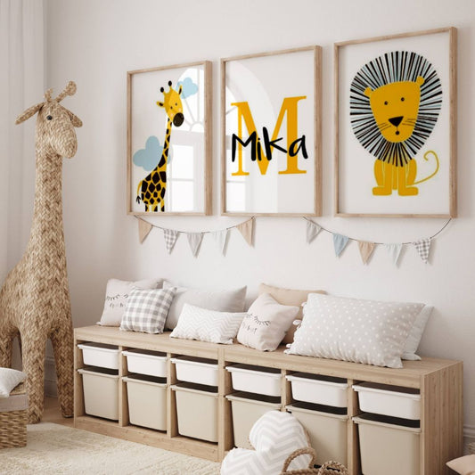 Affiches animaux chambre enfant jaune et noir – girafe lion et déco personnalisée bébé