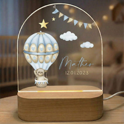 veilleuse chambre bebe garçon avec ourson dans une montgolfière 