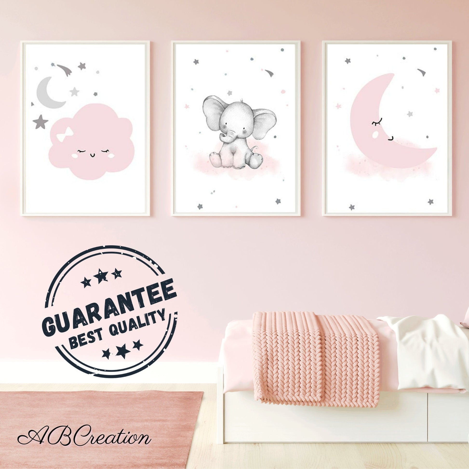 affiche chambre bebe fille, nuage et etoile rose avec une affiche elephant 